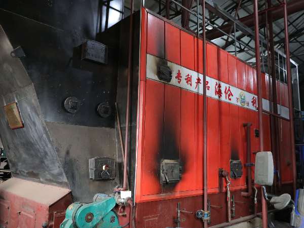 新農(nóng)村新供熱，秸稈變綠煤，秸稈直燃鍋爐來(lái)幫忙